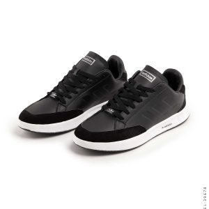 کفش روزمره مردانه Adidas بند دار مشکی مدل 41679