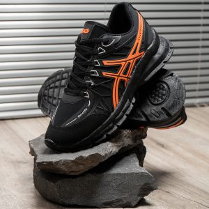 کفش ورزشی Asics مردانه مشکی نارنجی زیره مشکی مدل Kaloni