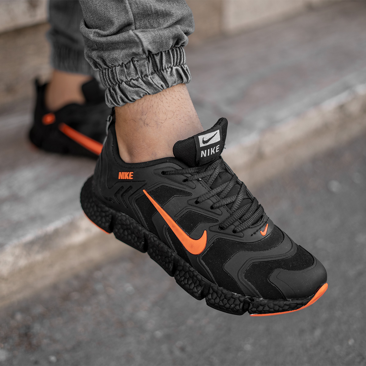 کفش ورزشی Nikeمردانه مشکی مدل Arax