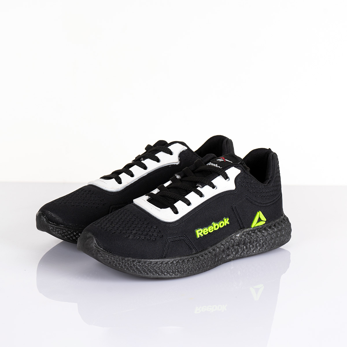 کفش مردانه Reebok مشکی سبز مدل Avan T