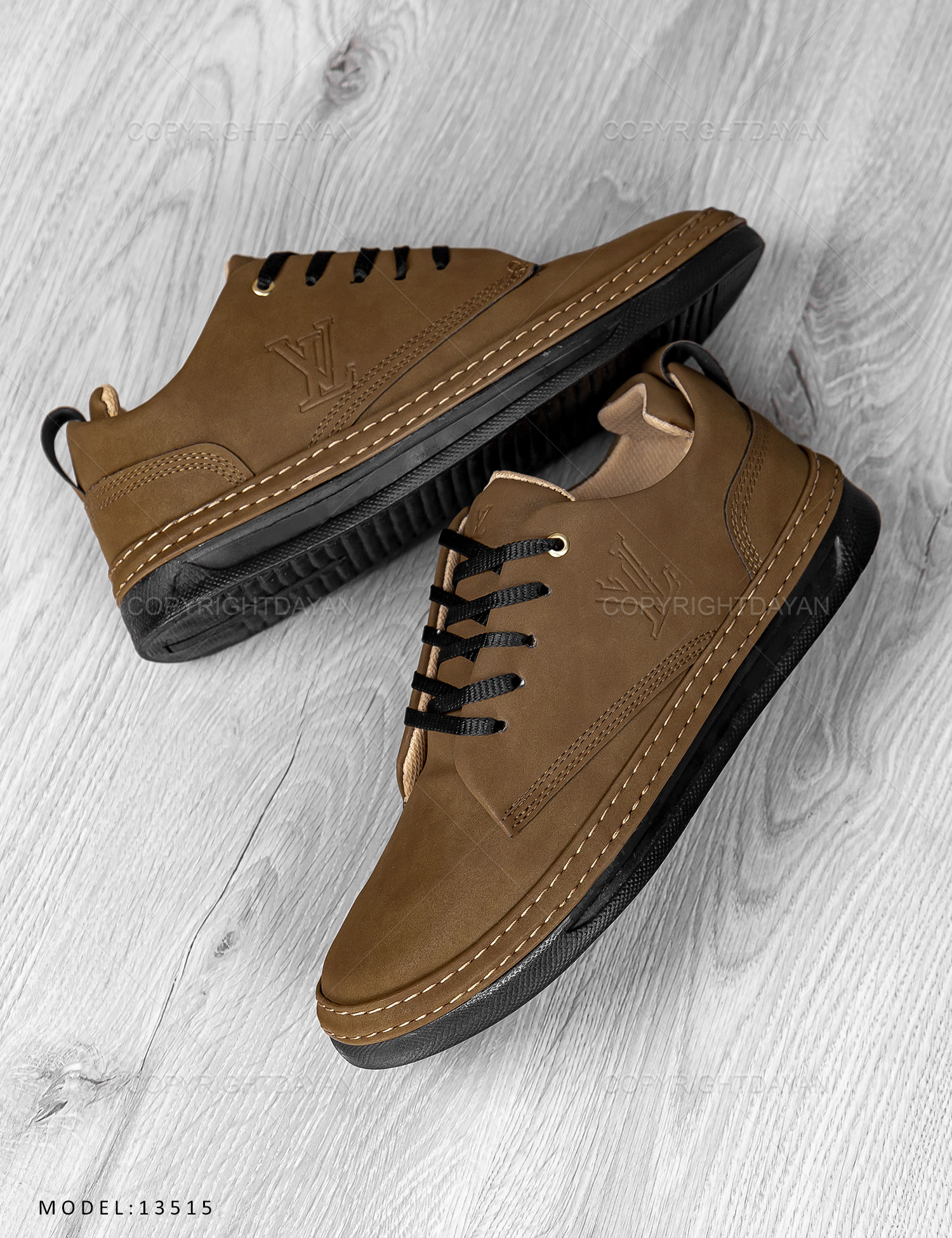 کفش روزمره مردانه Louis Vuitton مدل 13515