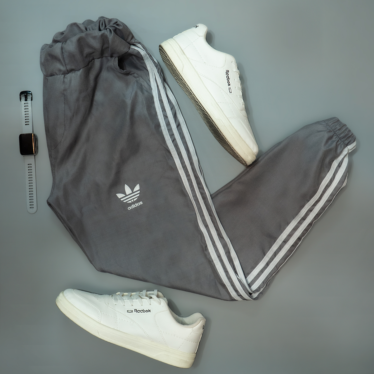 پکیج شلوار اسلش Adidas مردانه طوسی مدل NEMOساعتLED طوسی مدل W330
