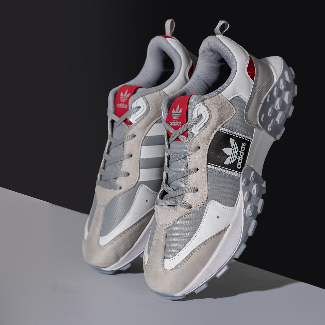 کفش ورزشی مردانه Adidas طوسی مدل Sato