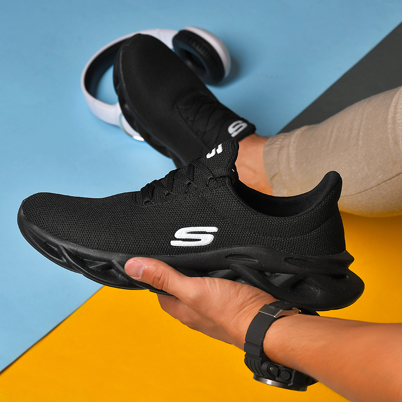کفش مردانه SKECHERS مدل James