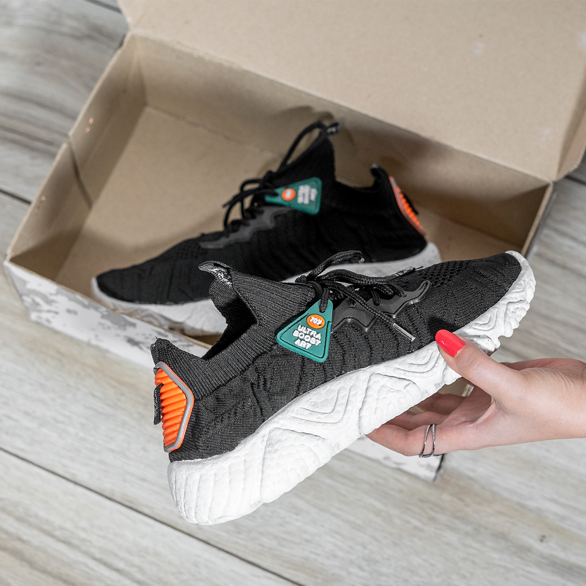 کفش ورزشی Ultra Boost زنانه مشکی مدل Rira