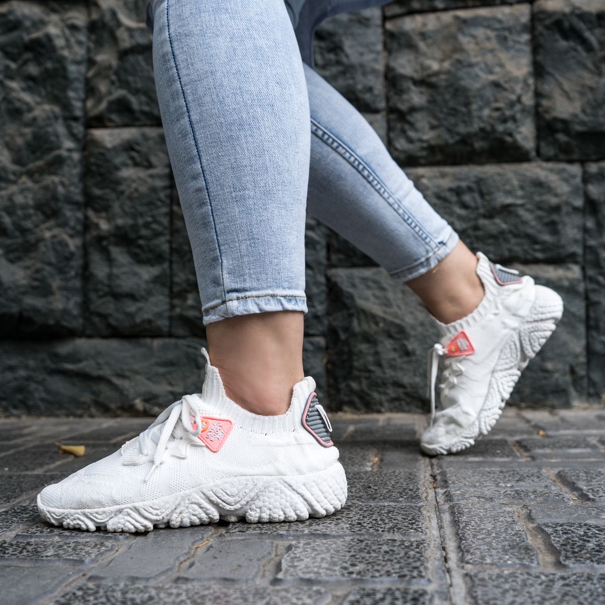 کفش ورزشی Ultra Boost زنانه سفید مدل Rira