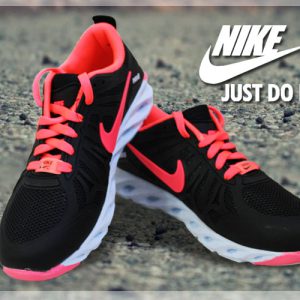 کفش ورزشی زنانه NIKE
