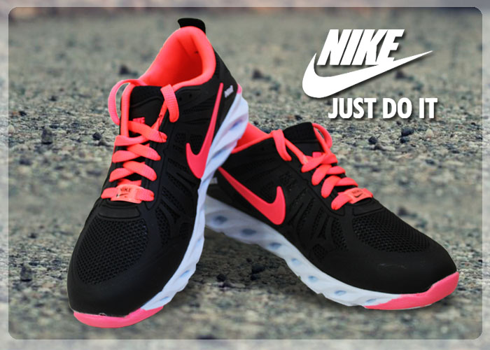 کفش ورزشی زنانه NIKE