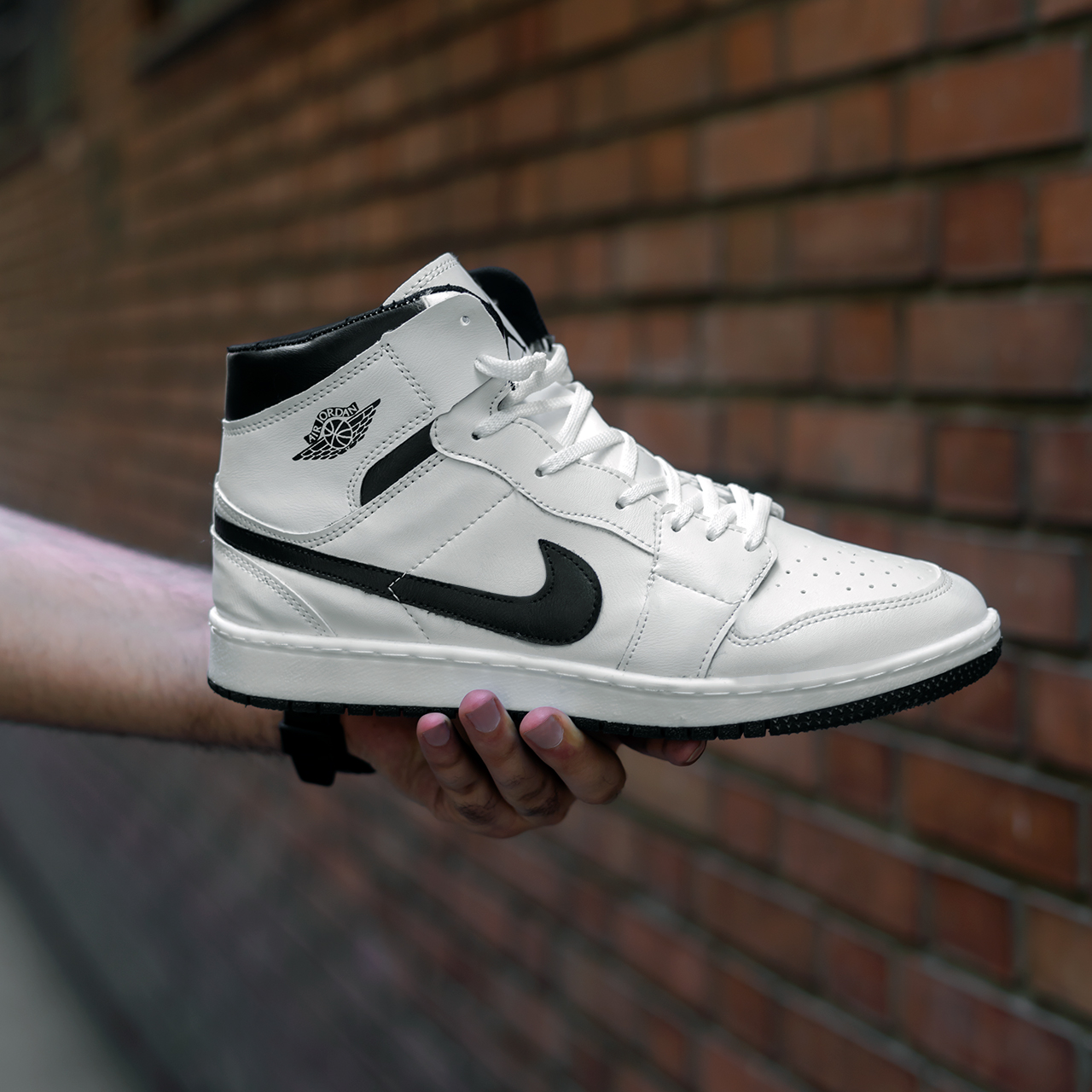 کفش وزرشی نایک مردانه Air Jordan سفید مدل D43