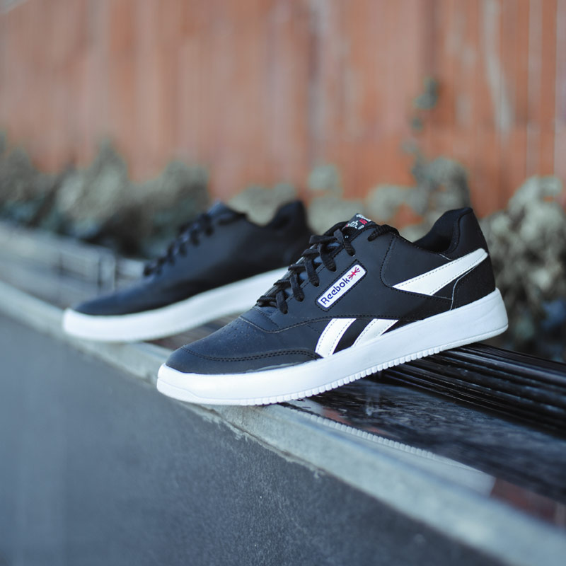 کفش مردانه Reebok مدل zoka مشکی سفید