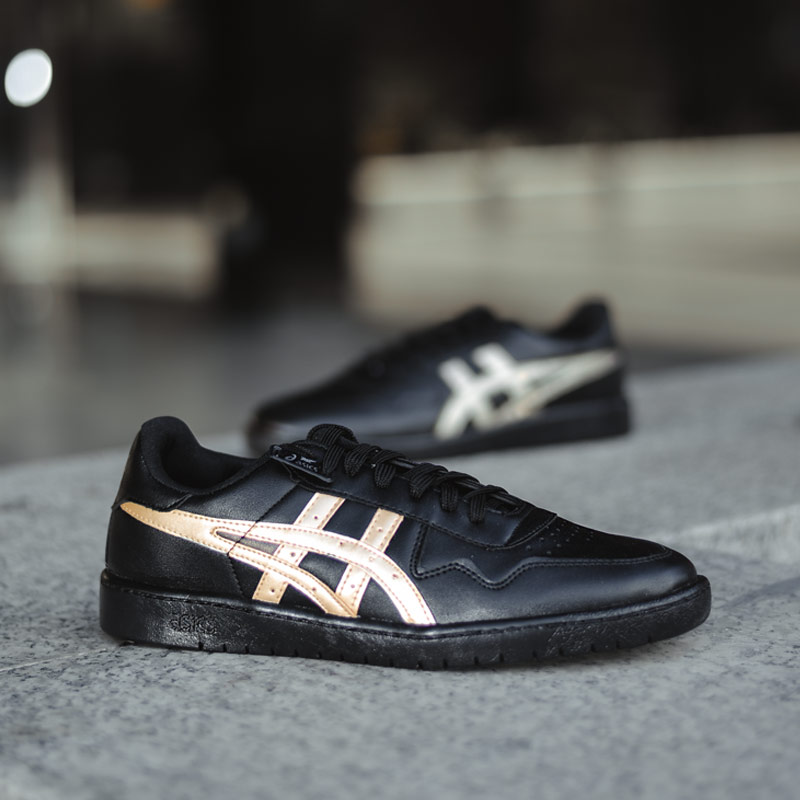 کفش asics مدل Faran مشکی طلایی
