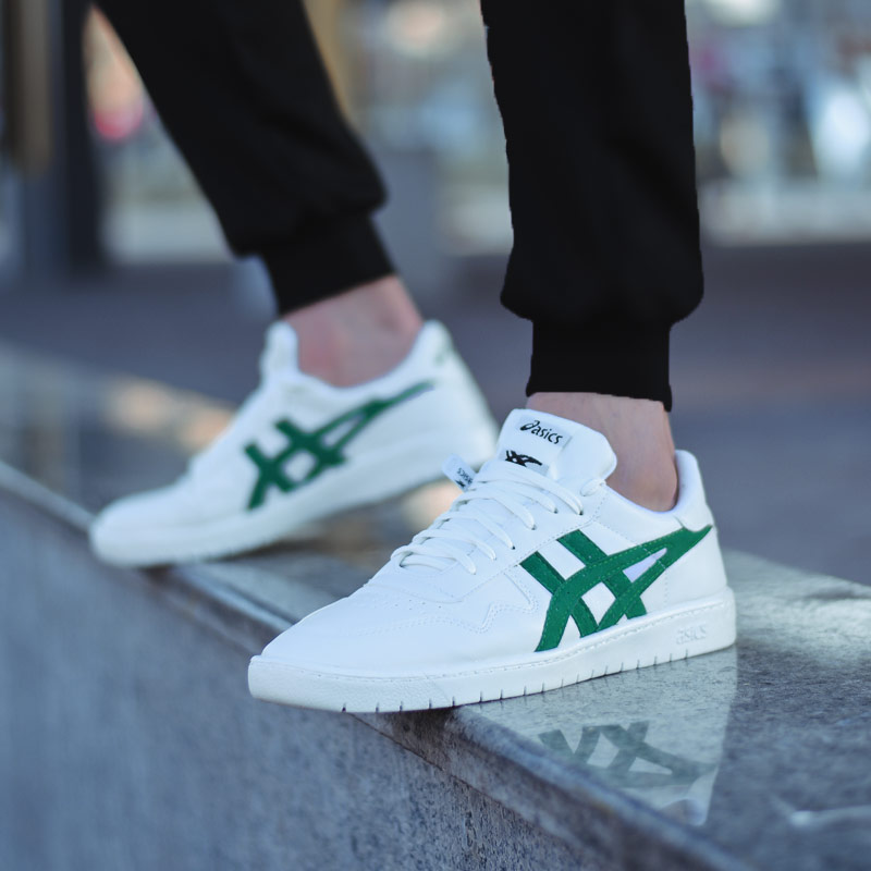 کفش asics مدل Faran سفیدسبز
