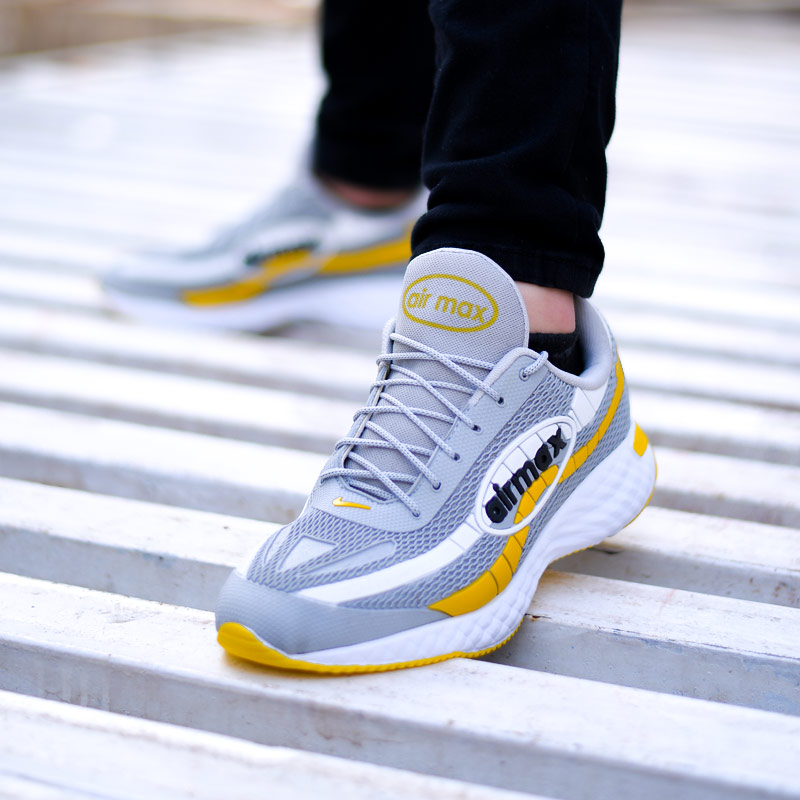 کفش مردانه Nike مدل STRIPE زرد