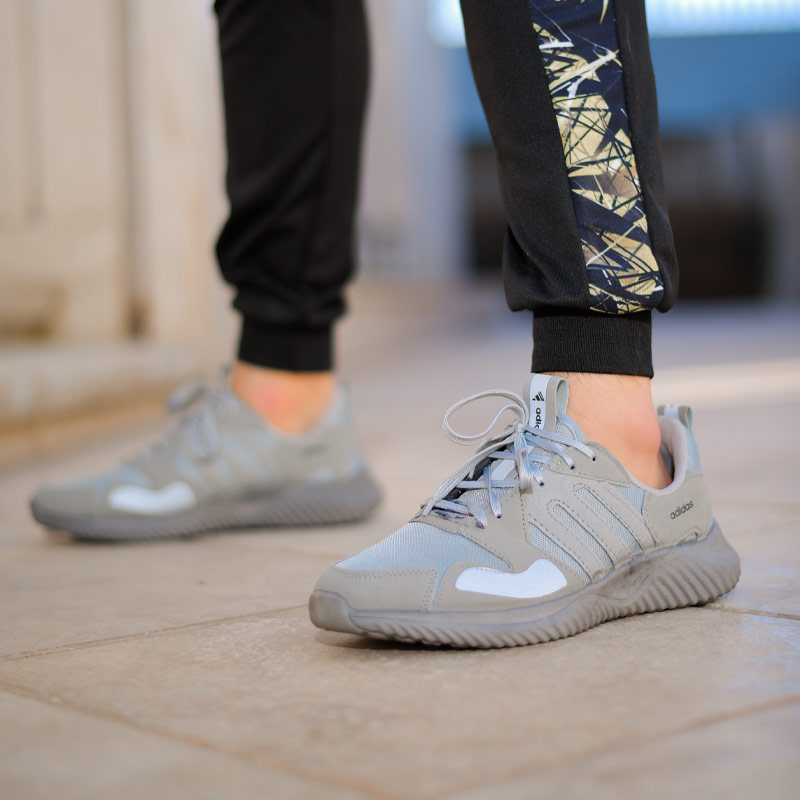 کفش مردانه adidas مدل pirooze طوسی