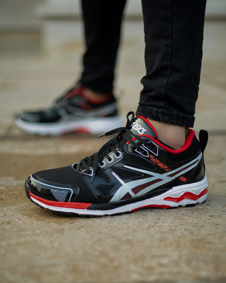 کفش مردانه Asics مدل Gel مشکی قرمز