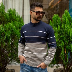 پلیور راه راه طوسی سرمه ای مردانه مدل W852