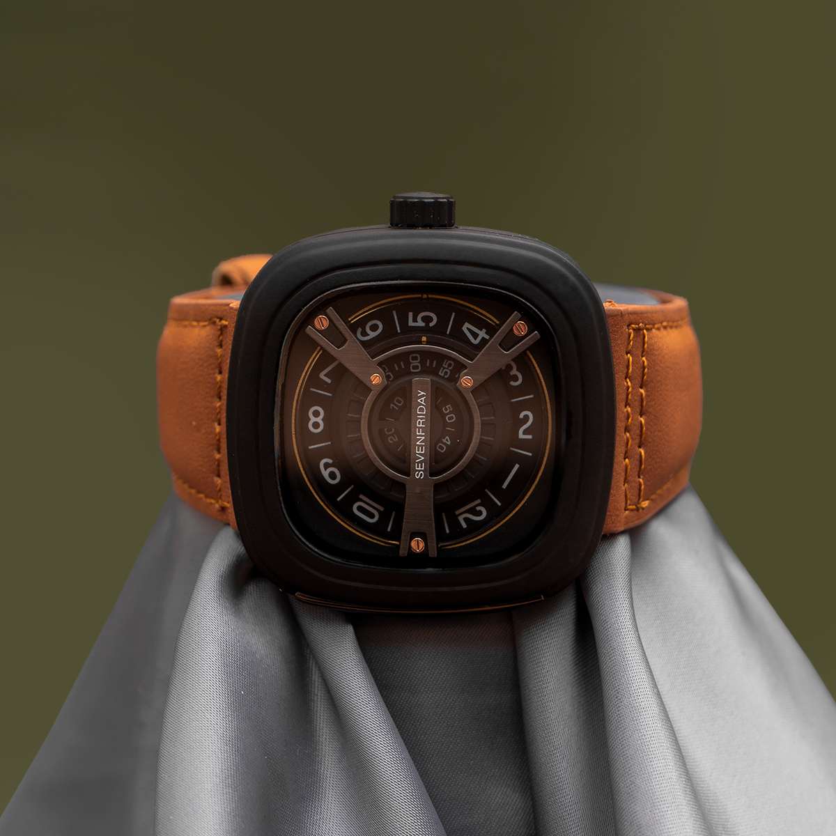 ساعت sevenfriday عسلی مدل Ratio