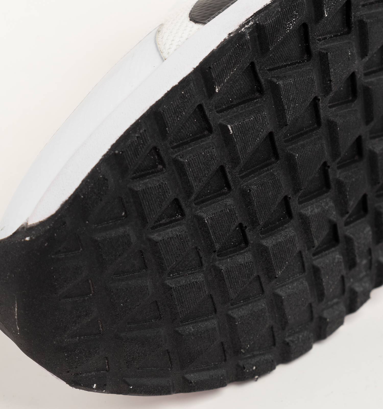 کفش مردانه ورزشی Adidas مدل 35728