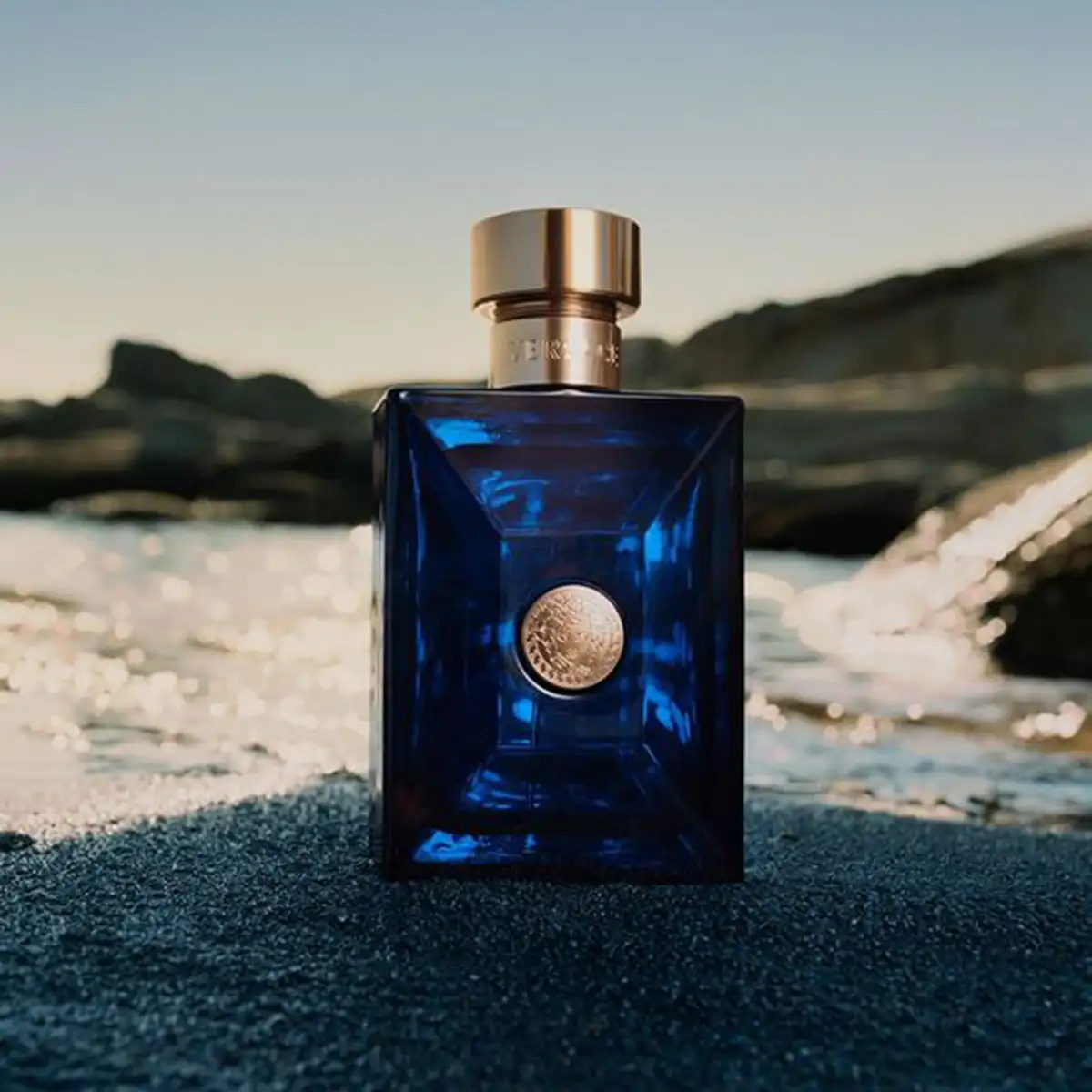 ادکلن مردانه مدل Versace Dylan Blue