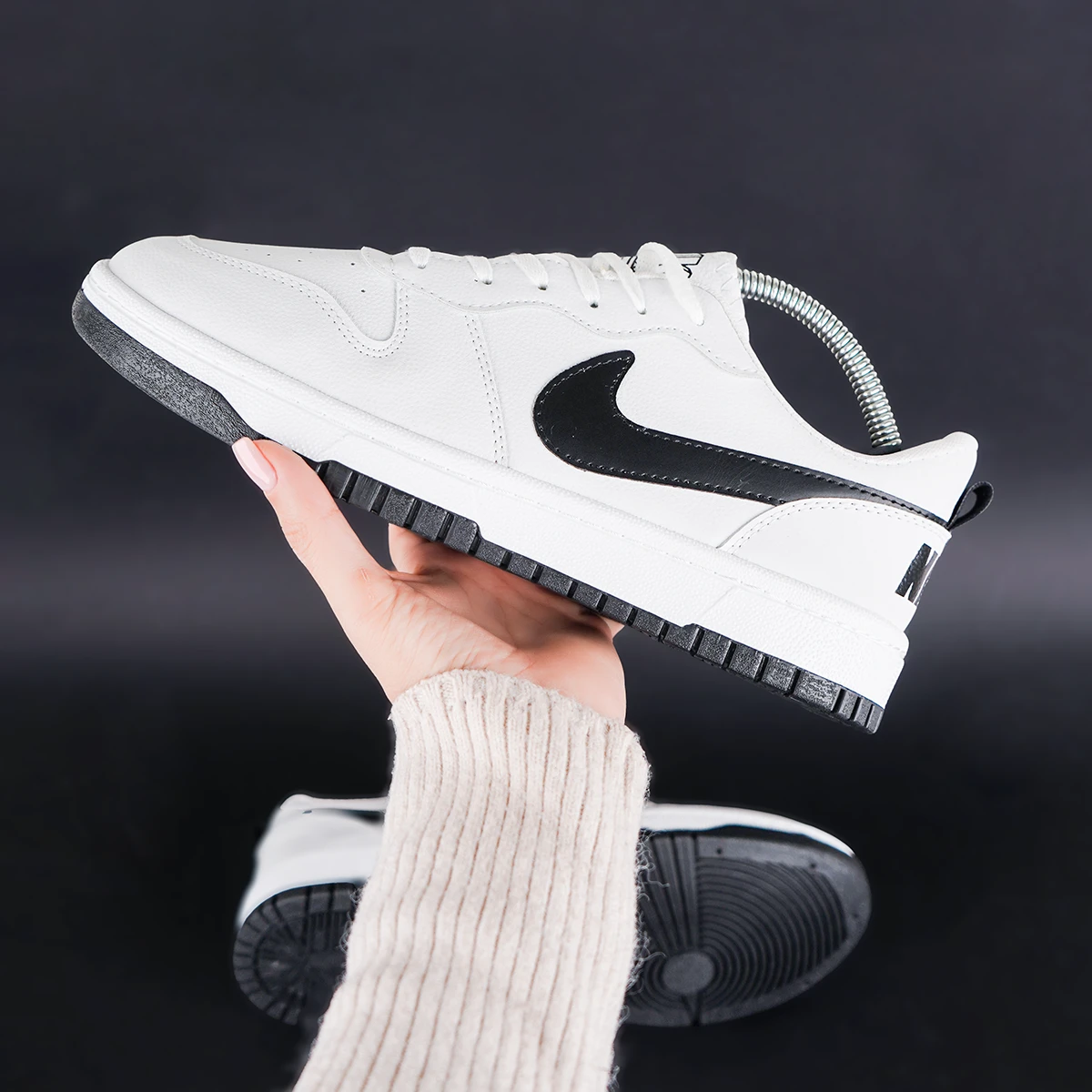 کفش اسپرت سفید مشکی مردانه Nike مدل SB Dunk