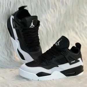کفش ورزشی مردانه سفید مشکی مدل jordan 4