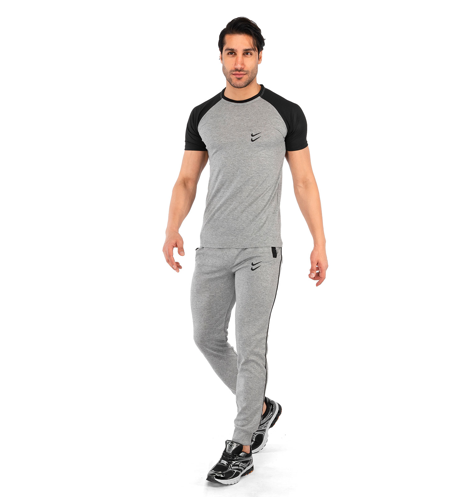 ست تیشرت شلوار مردانه آستین کوتاه طوسی Nike ساده یقه گرد مدل 43104
