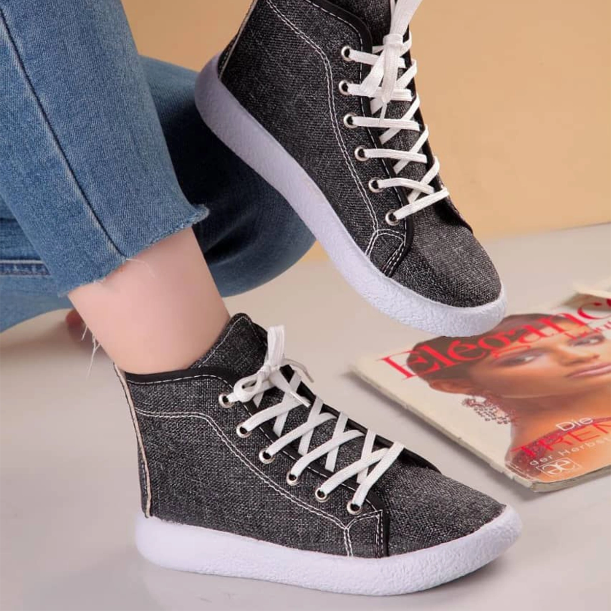 نیم بوت زنانه مشکی مدل Elena