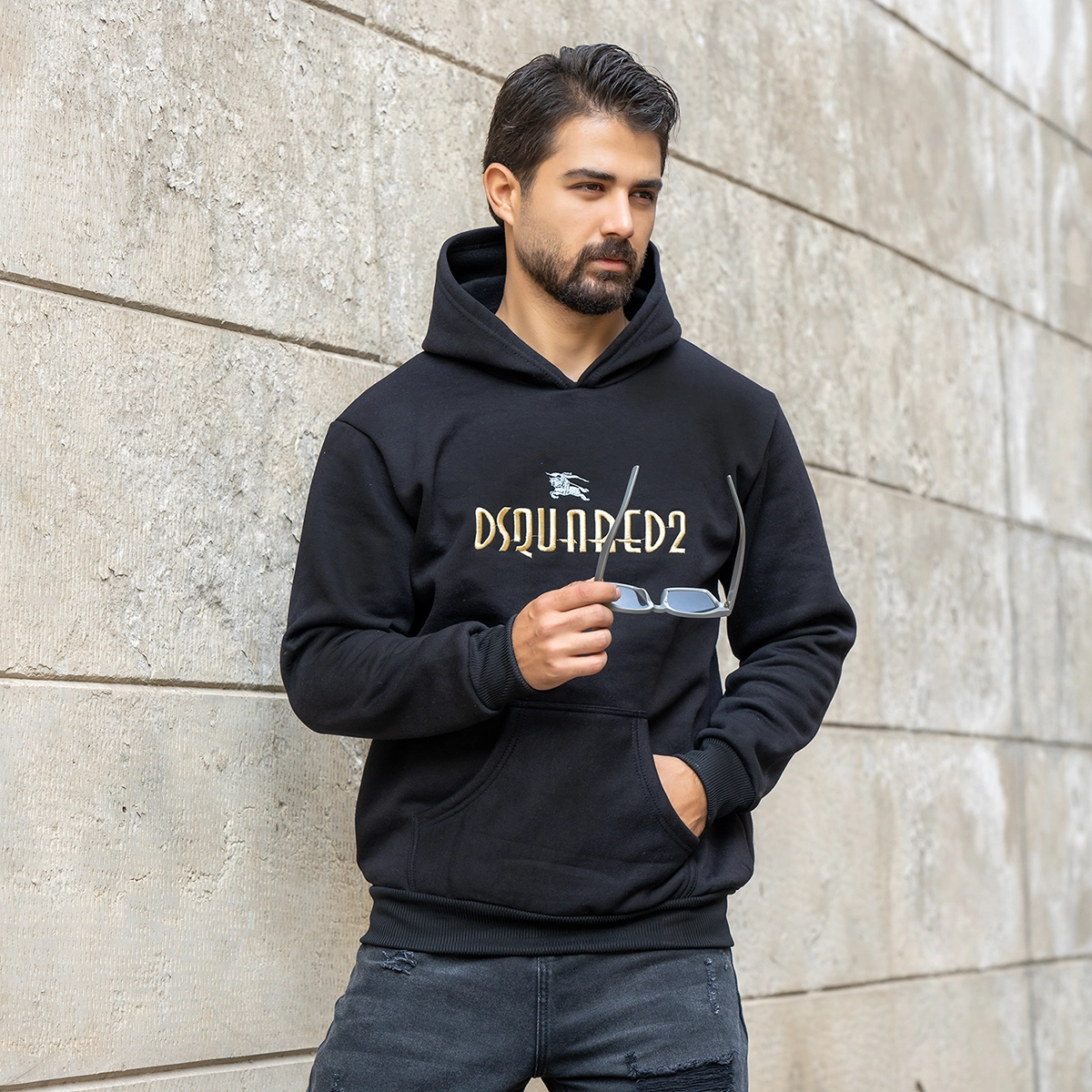 هودی مردانه مشکی DSQUARED2 مدل Behrad