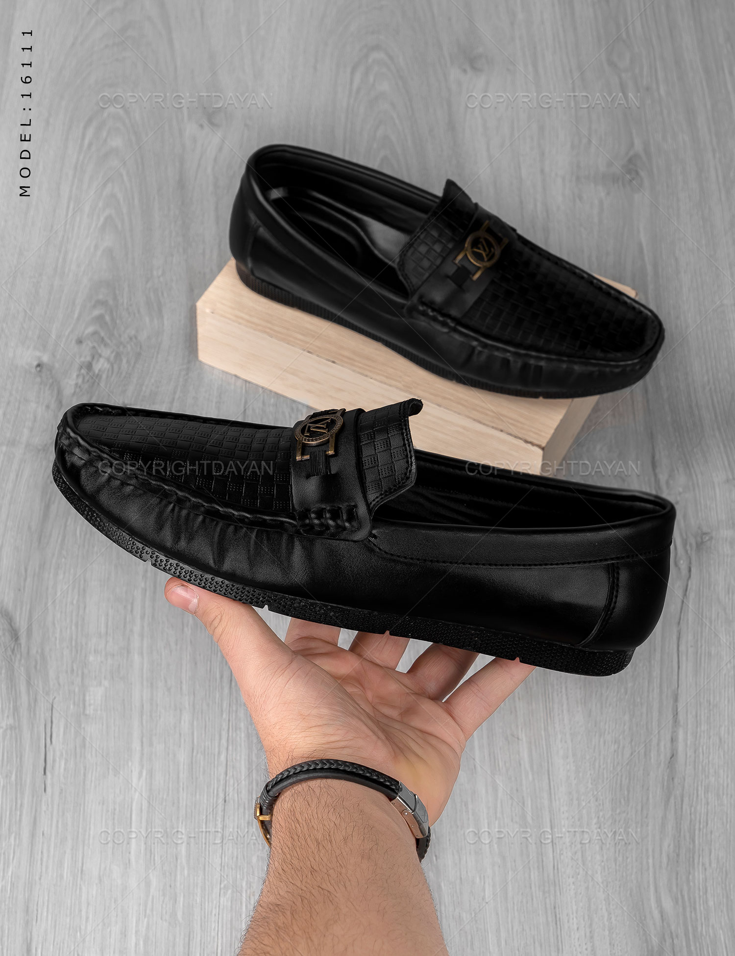 کفش روزمره مردانه Louis vuitton مدل 16111