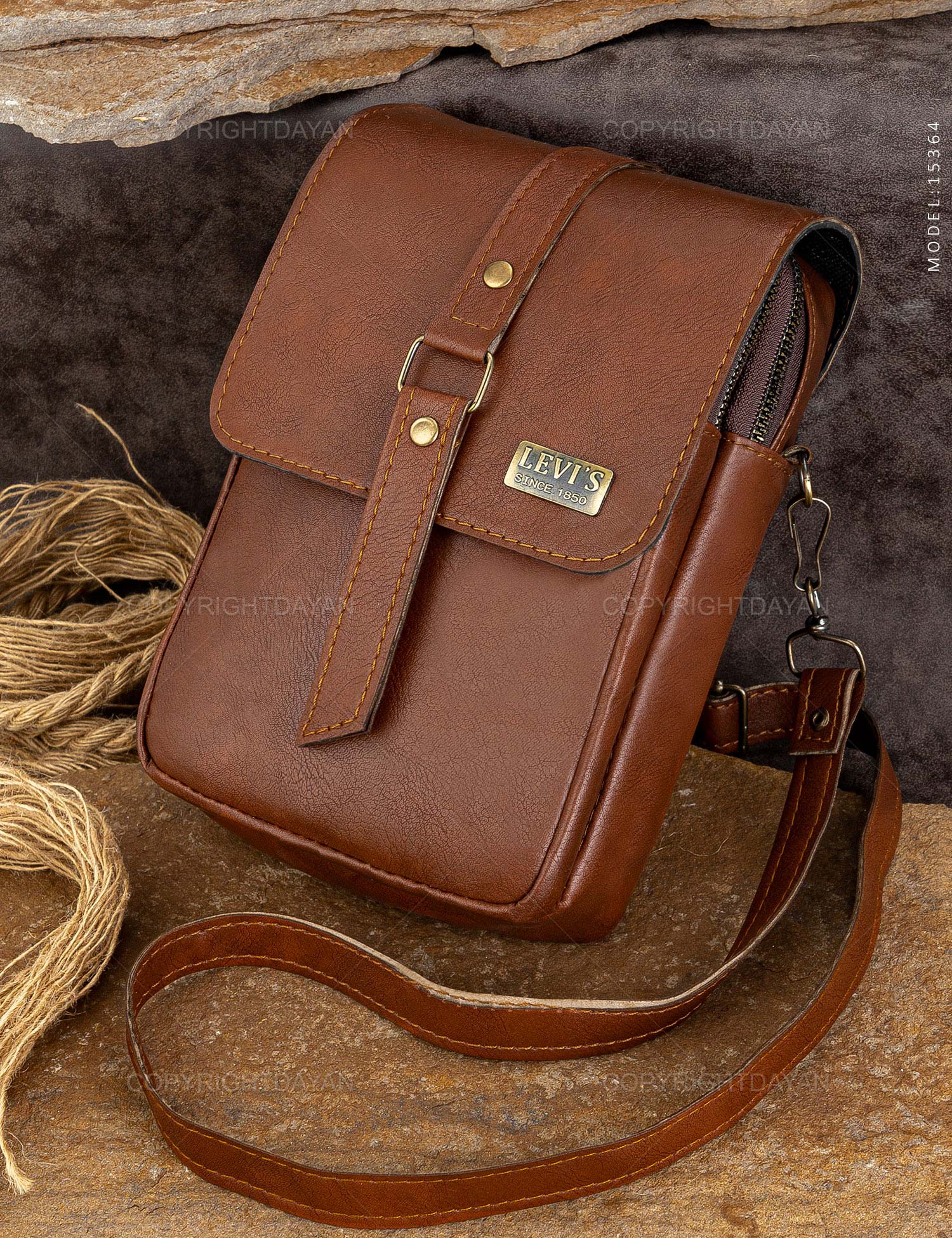 کیف دوشی Levis مدل 15364
