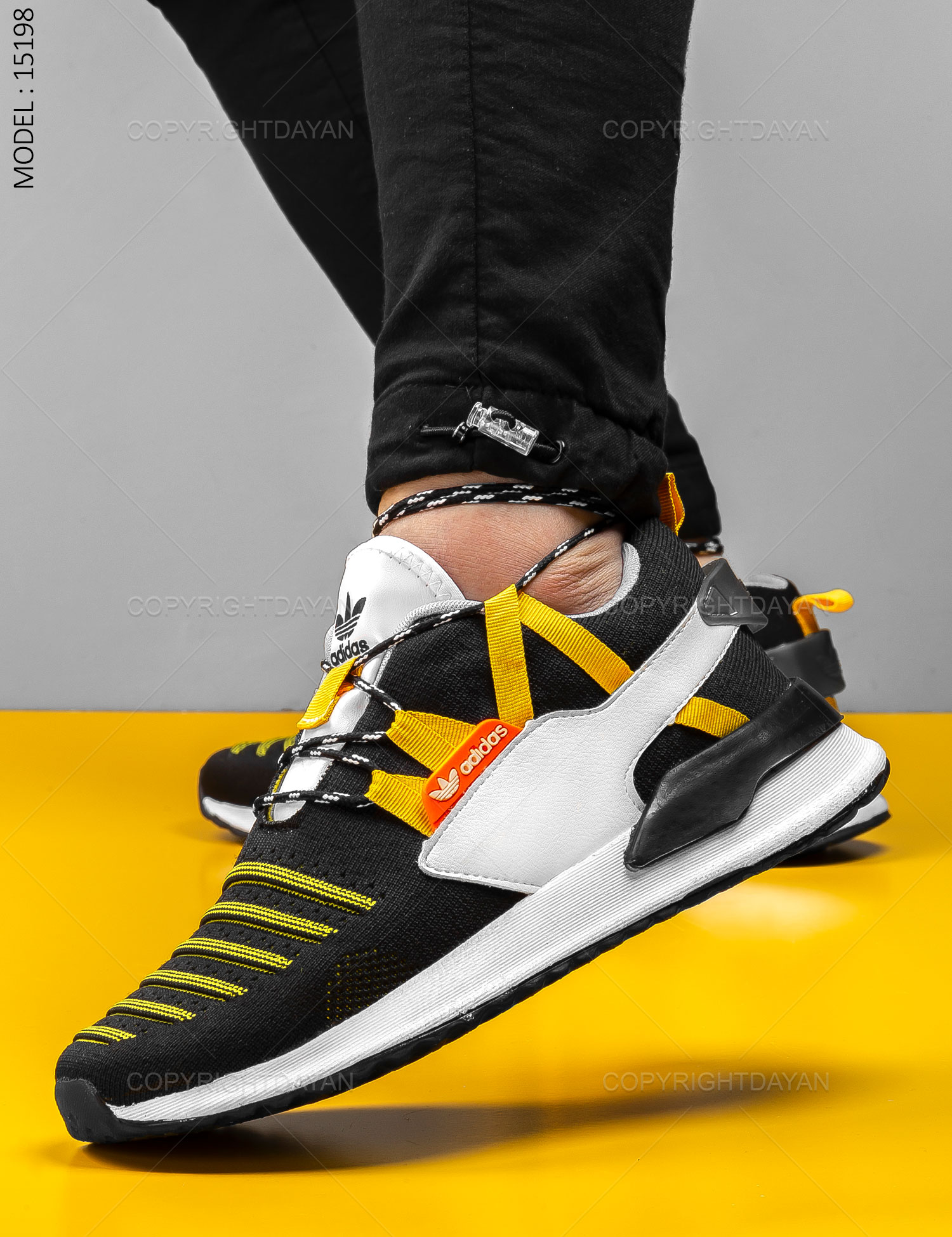 کفش ورزشی مردانه Adidas مدل 15198