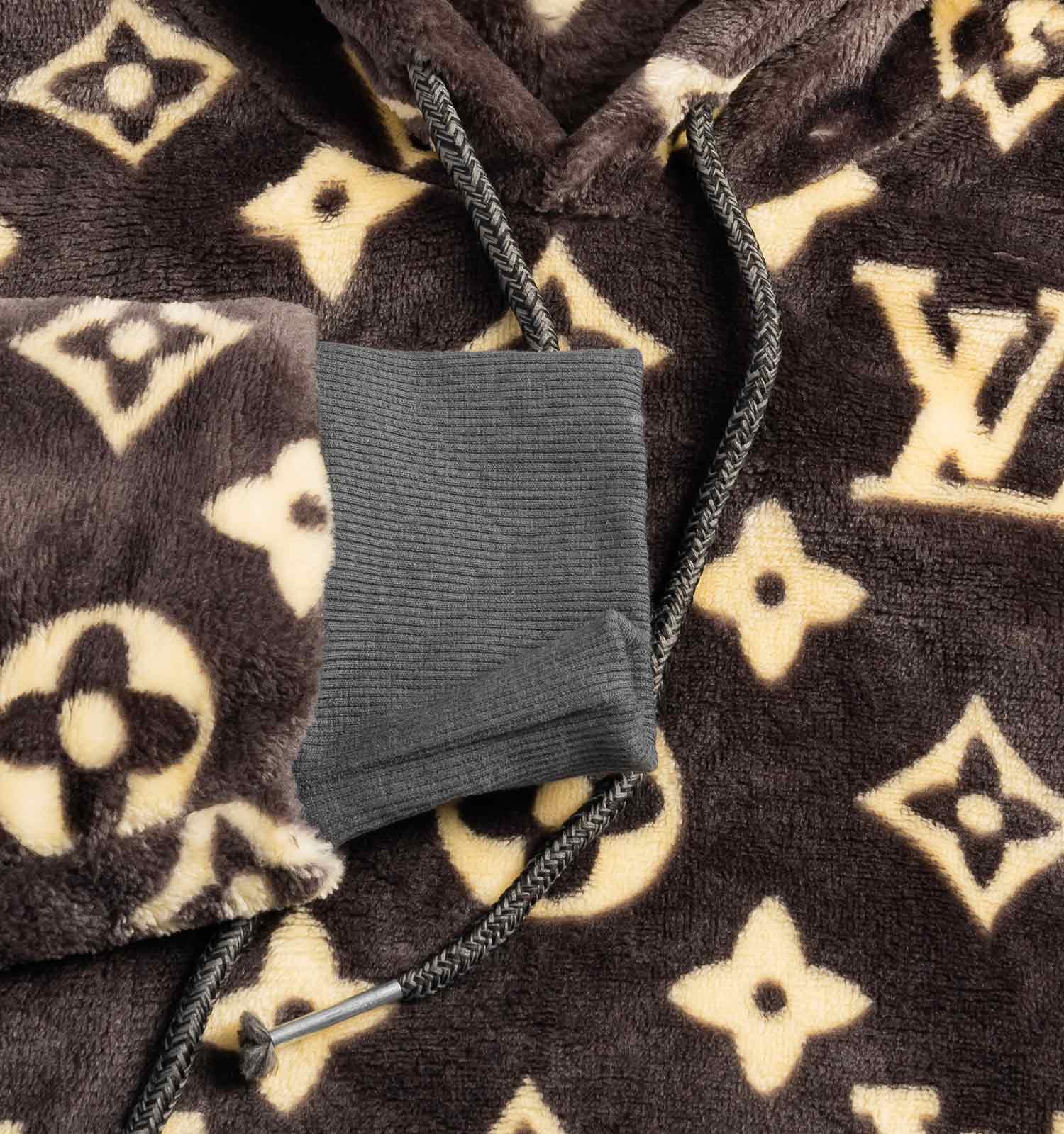 هودی مردانه کلاهدار طرحدار LOUIS VUITTON مدل 41019
