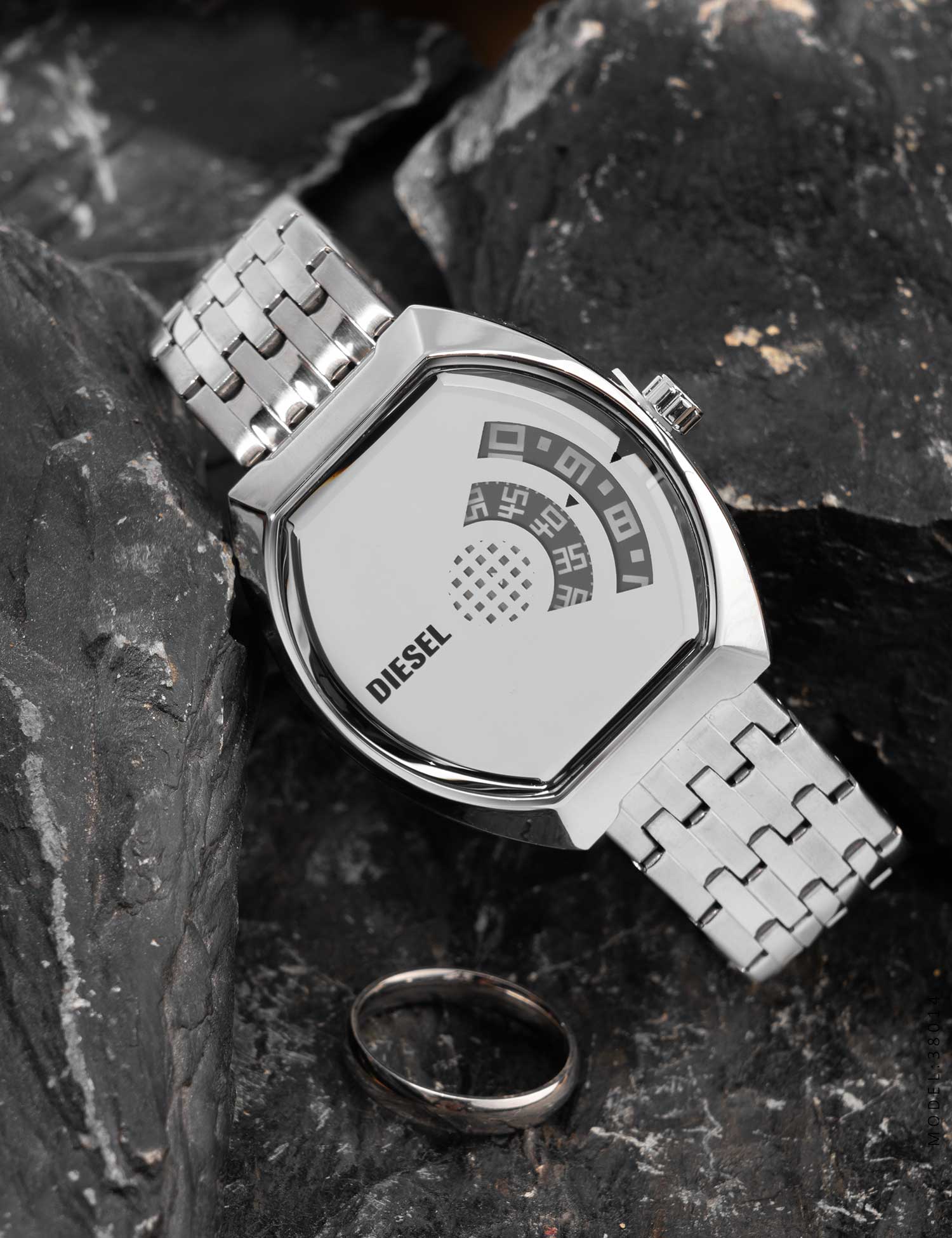 ساعت مچی مردانه Diesel مدل 38014