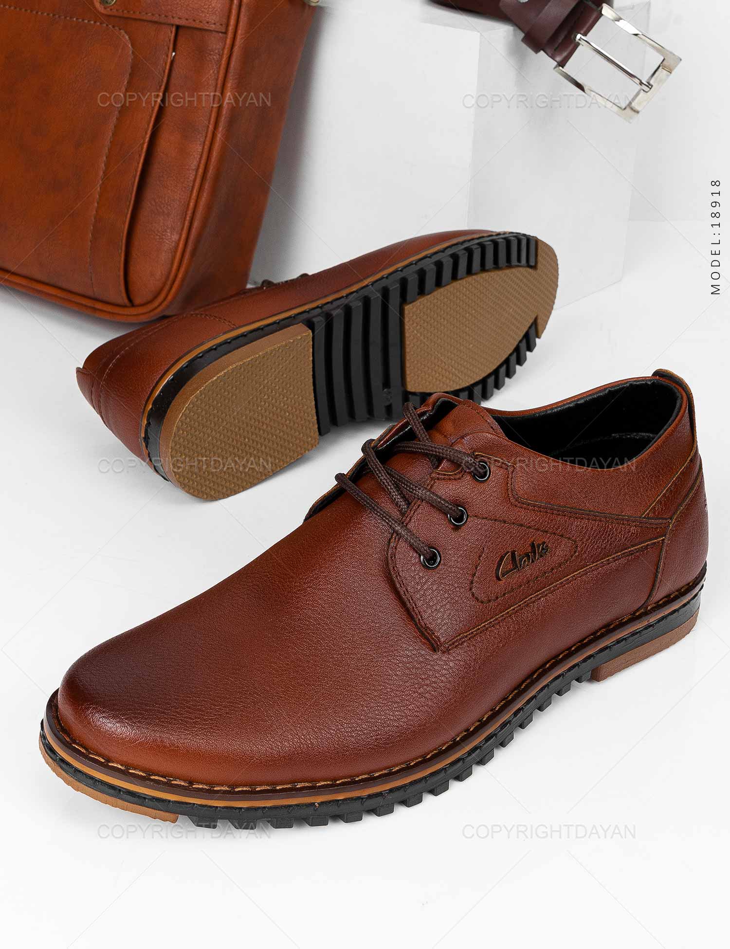 کفش مردانه Clarks مدل 18918
