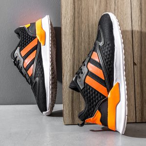 کفش ورزشی Adidas مردانه مشکی نارنجی مدل Siban