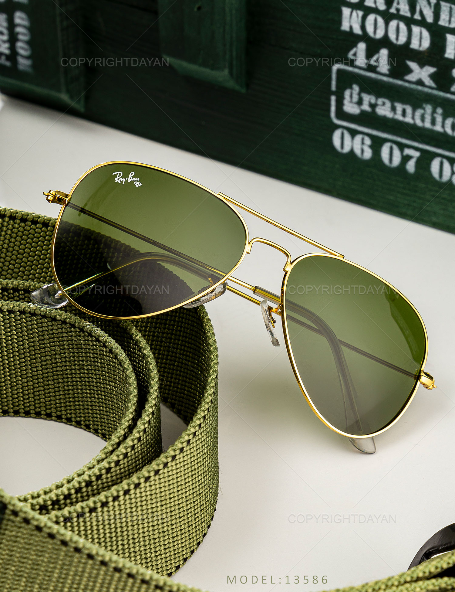 عینک آفتابی Ray Ban مدل 13586