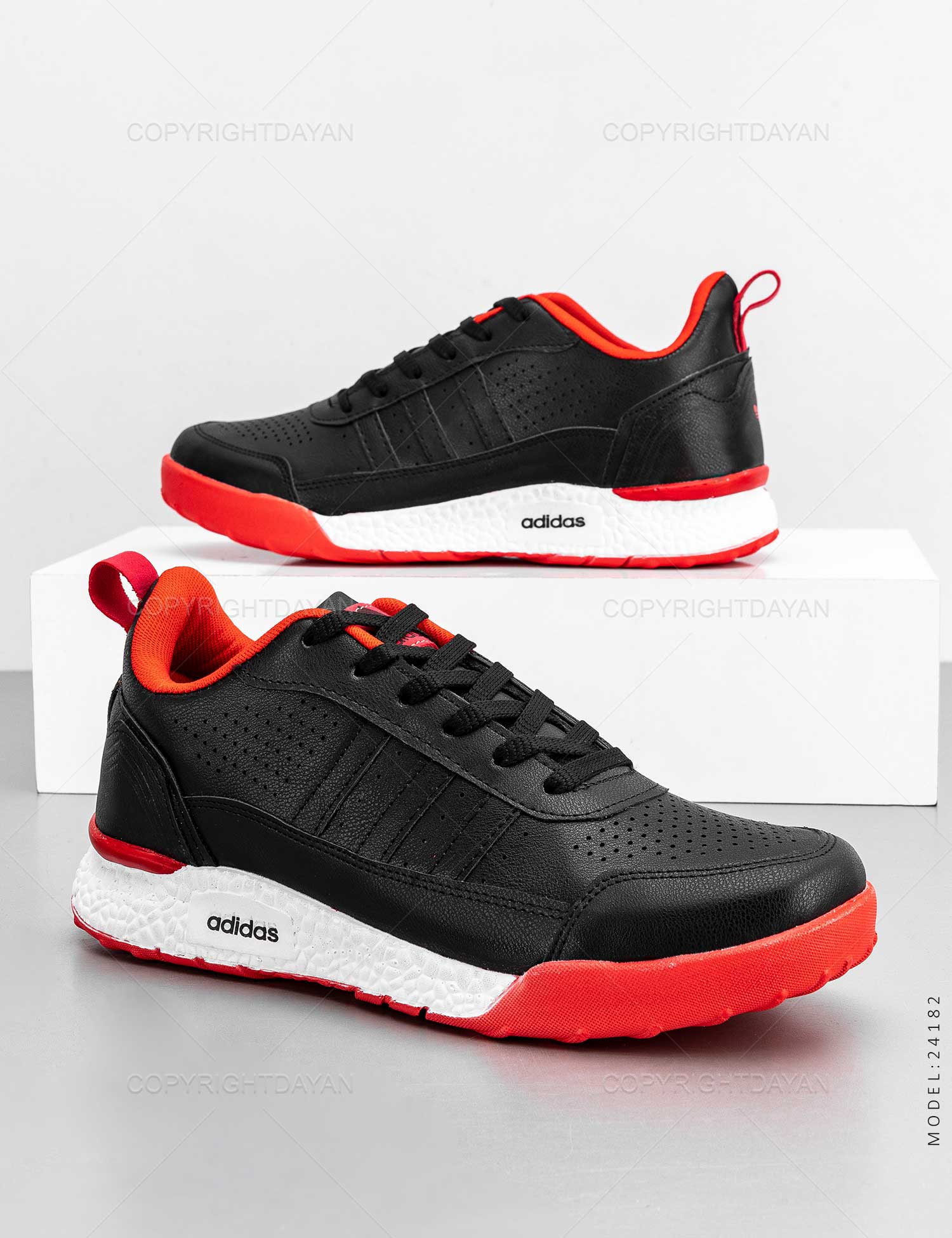 کفش ورزشی مردانه Adidas مدل 24182