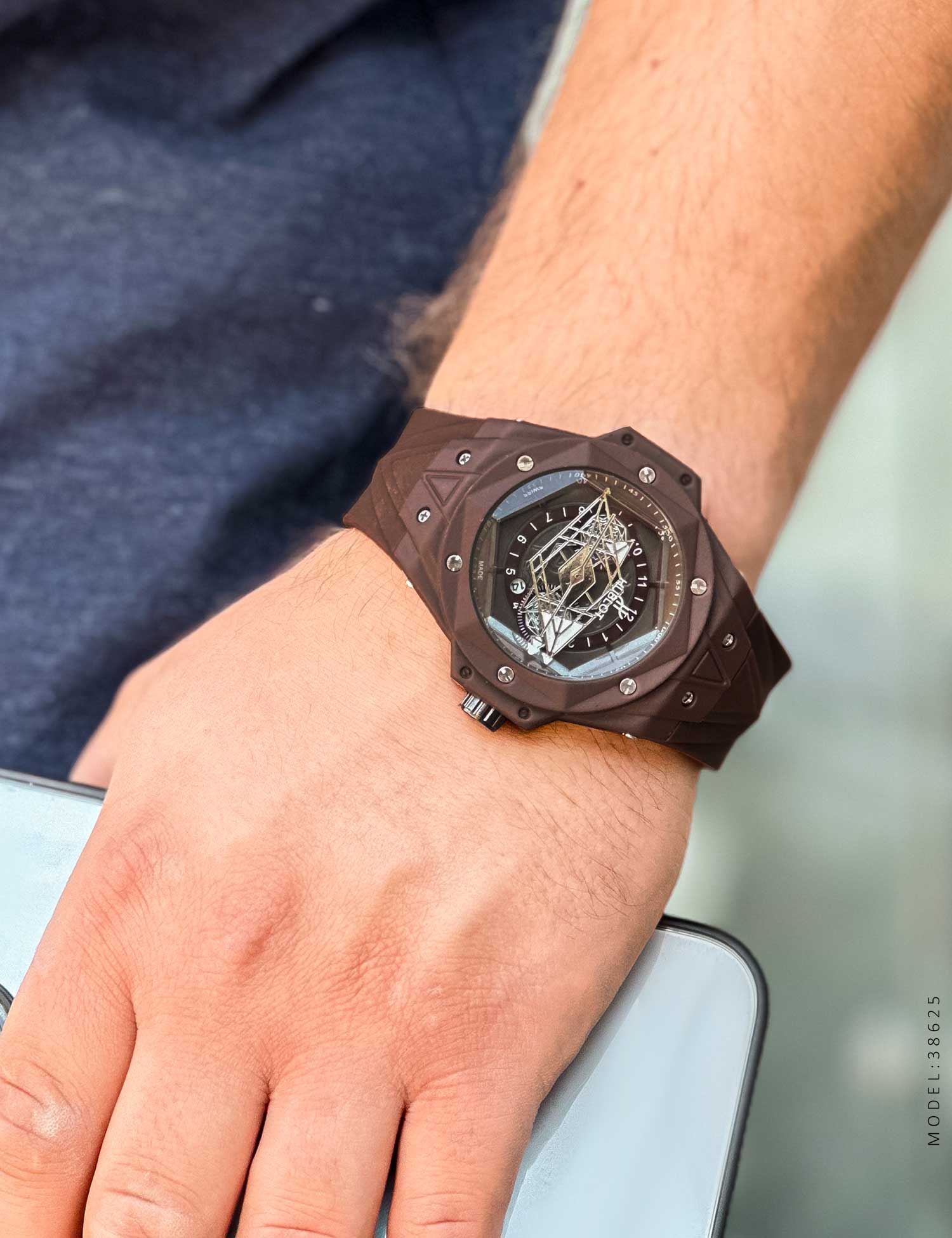 ساعت مچی عقربه ای مردانه Hublot مدل 38625