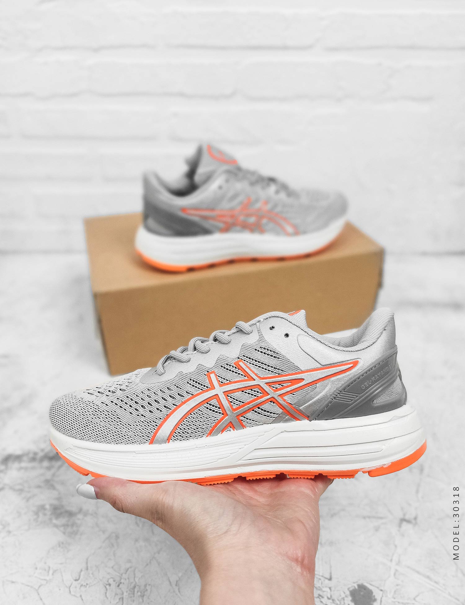 کفش ورزشی زنانه Asics مدل 30318