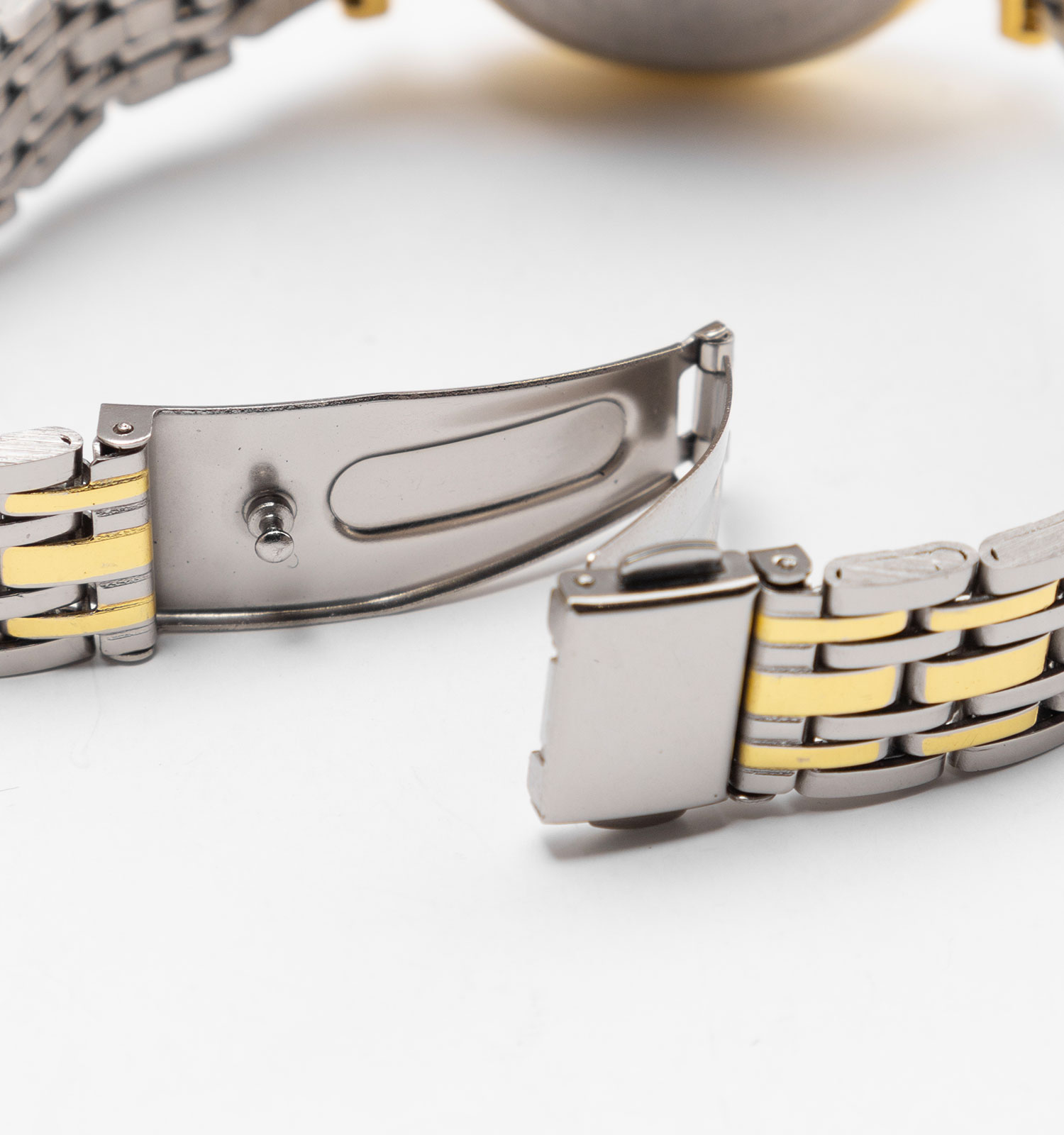 ساعت مچی عقربه ای زنانه Emporio Armani مدل 39451