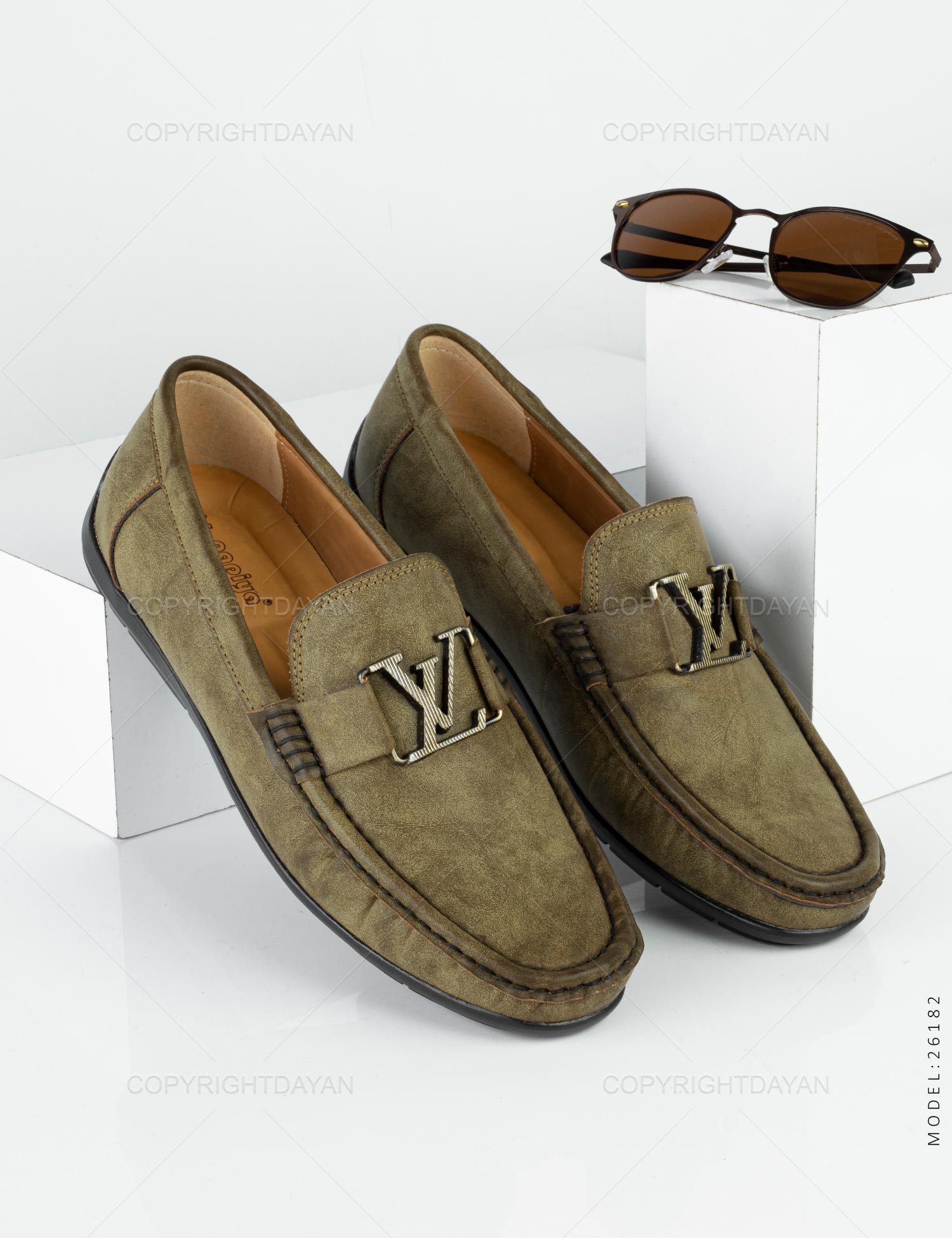 کفش روزمره مردانه Louis Vuitton مدل 26182