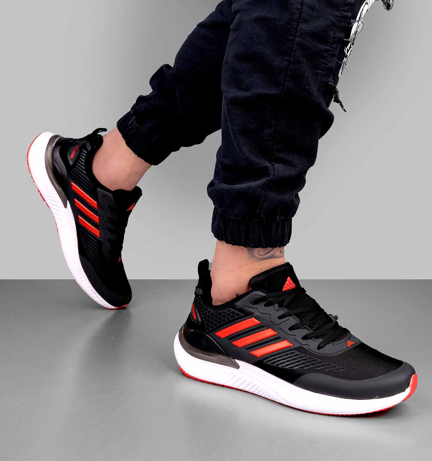 کفش ورزشی مردانه Adidas مدل 28444