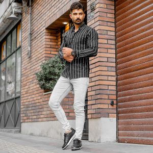پیراهن مردانه راه راه سفید مدل Melvis