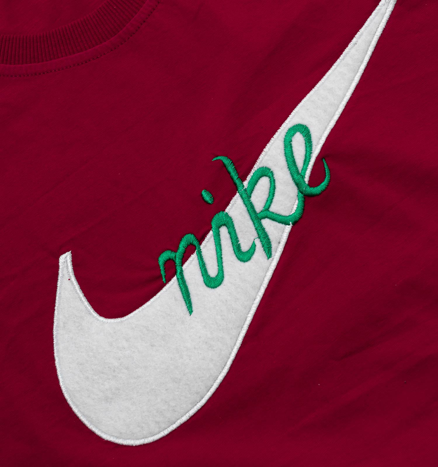 تیشرت مردانه آستین گلدوزی یقه گرد Nike مدل 36662