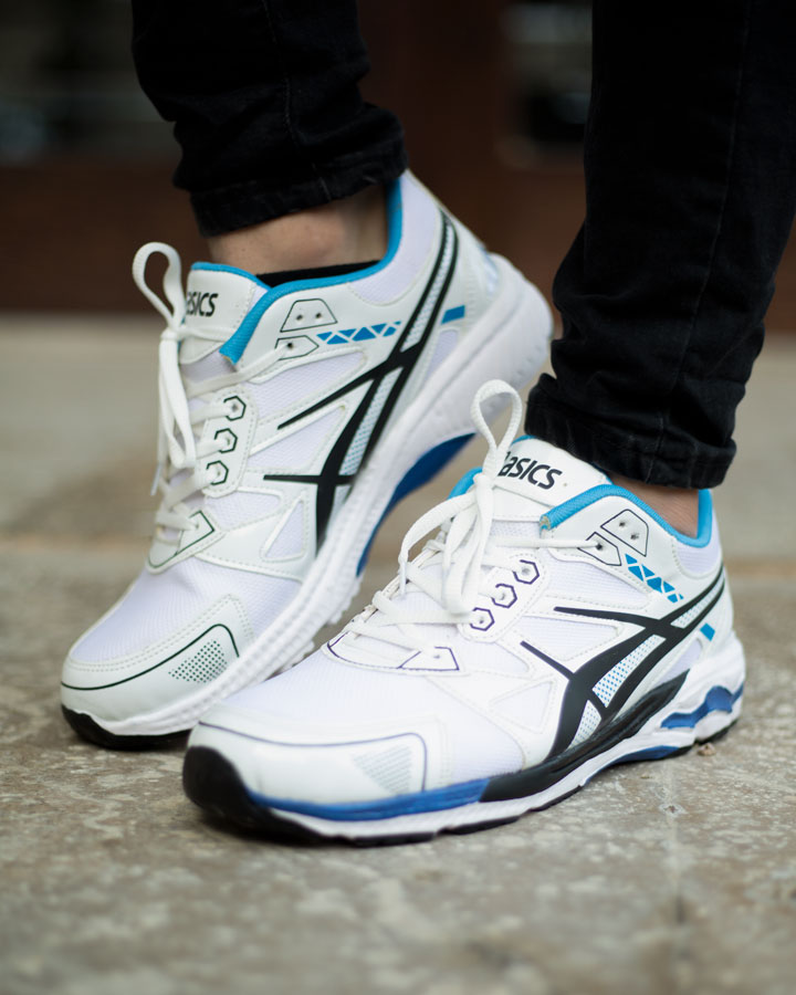 کفش مردانه Asics مدل Gel سفید آبی
