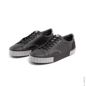 کفش روزمره مردانه Pull & Bear چرم مصنوعی بند دار مشکی مدل 41580