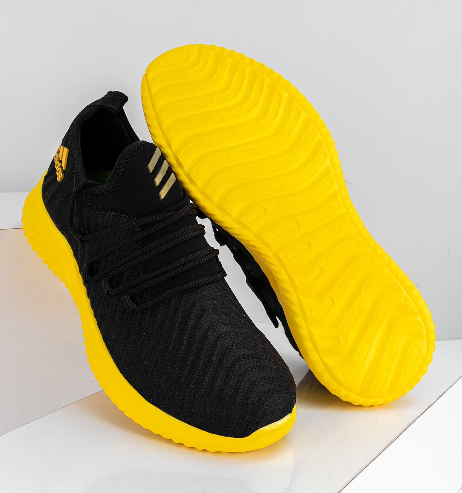 کفش ورزشی مردانه Adidas مدل 28401