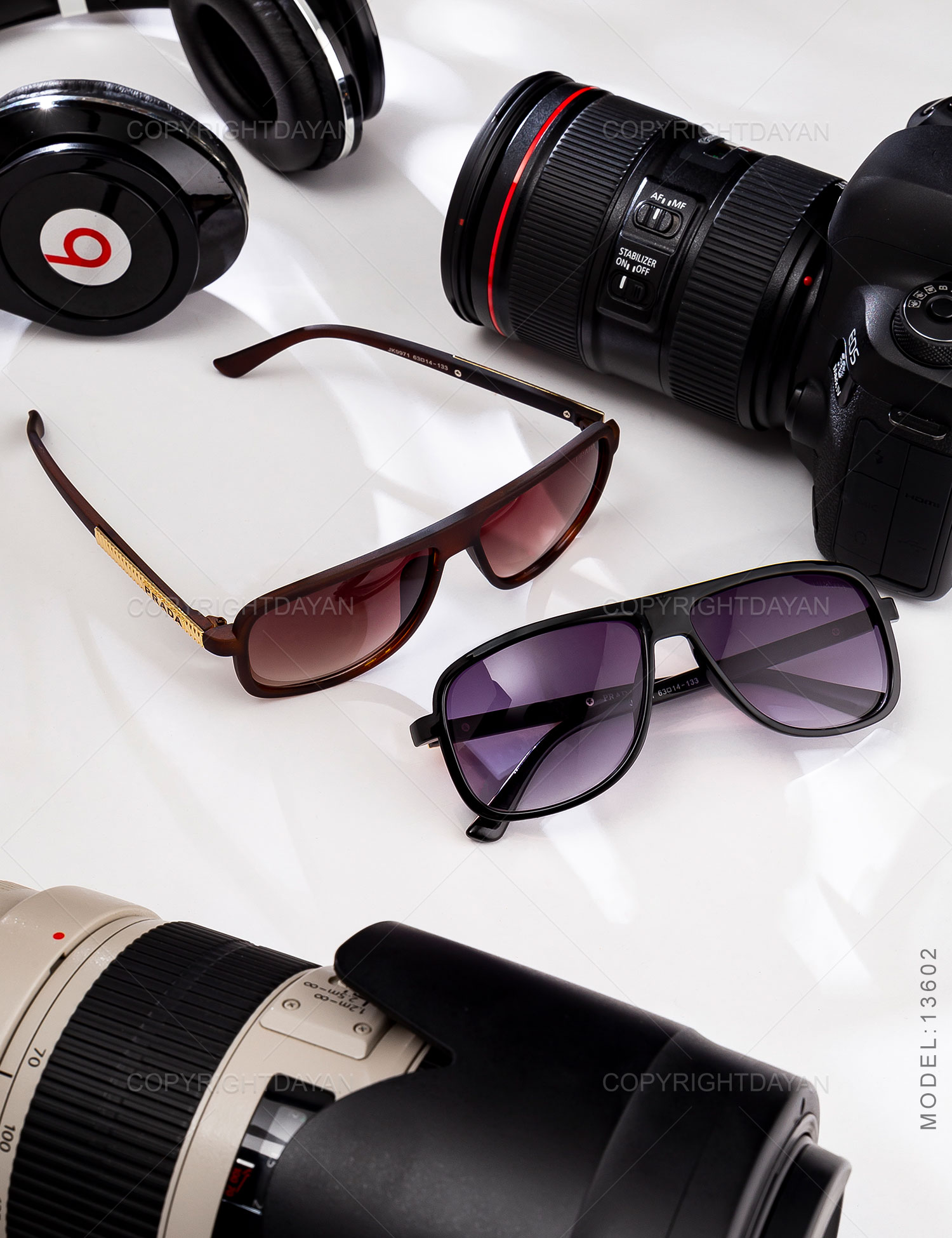 عینک آفتابی Prada مدل 13602
