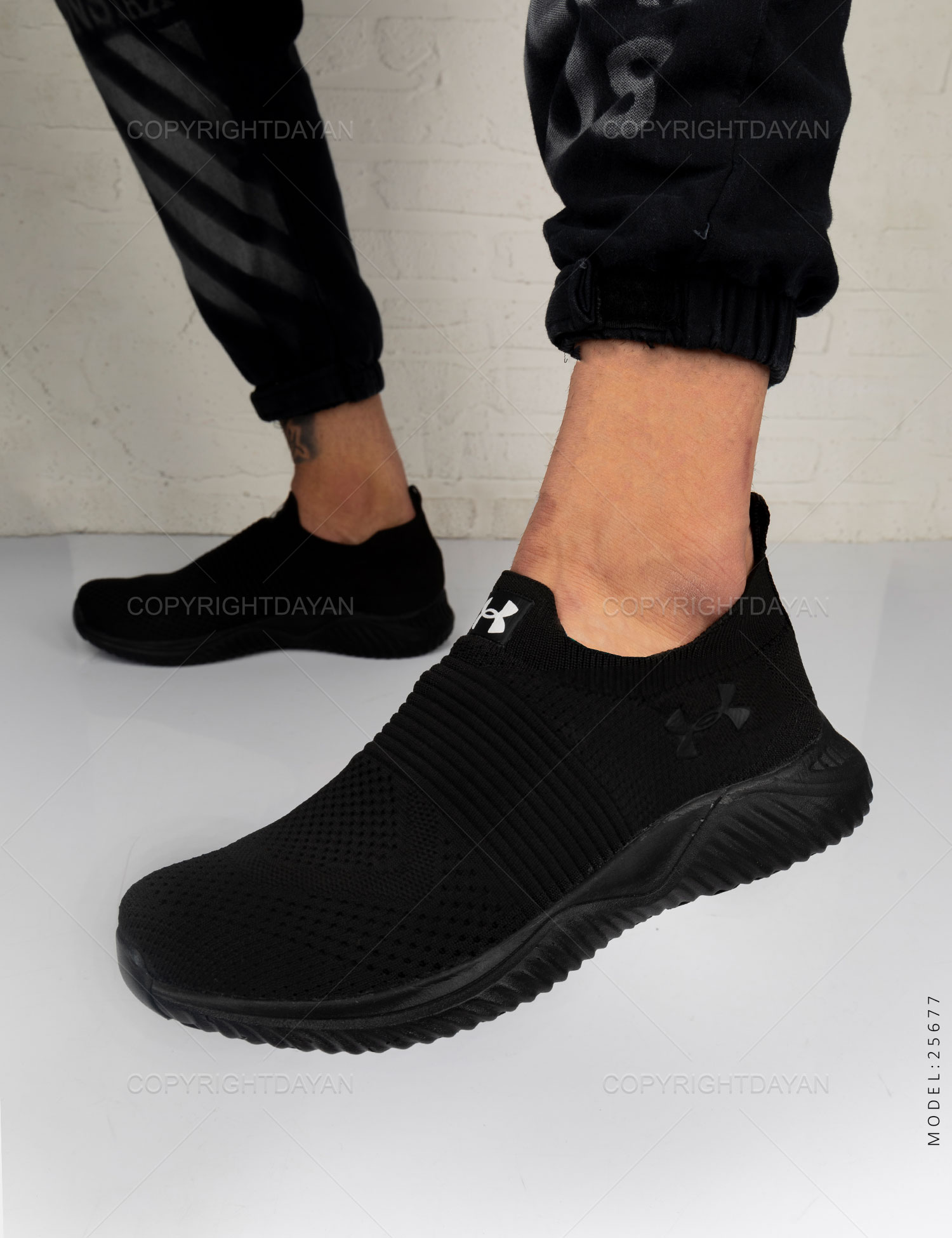 کفش ورزشی مردانه Under Armour مدل 25677