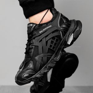 کفش ورزشی مردانه Balenciaga مدل 13562